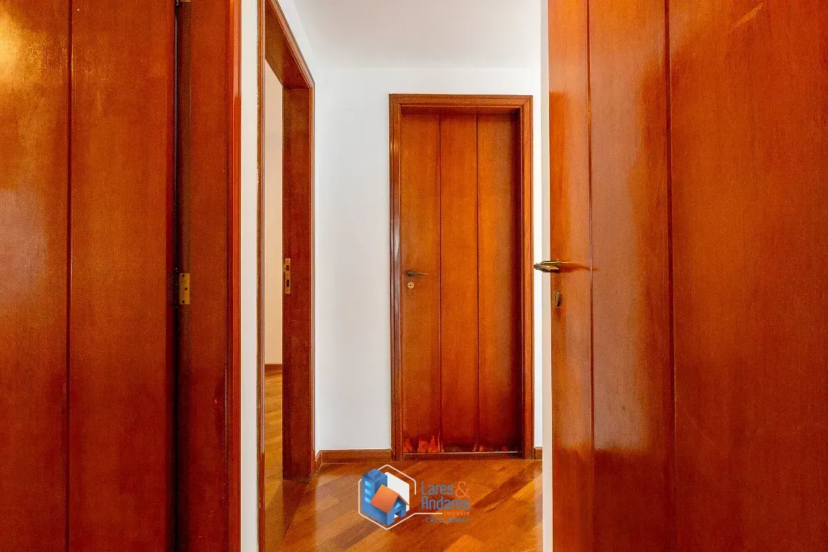 Imagem Apartamento para venda em Campo Belo com 3 quartos, sendo 1 suíte, 236m²