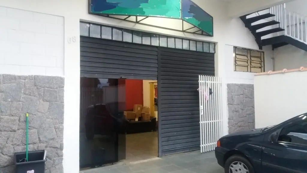 Imagem Comercial à venda 3 Quartos, 1 Suite, 5 Vagas, 300M², Bela Vista, Pindamonhangaba - SP