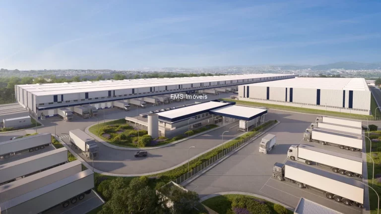 Imagem Galpão Comercial para Locação em Guarulhos-SP na Vila Aeroporto: 10 Banheiros, 10 Vagas de Garagem, 40.382,07 m² de Área