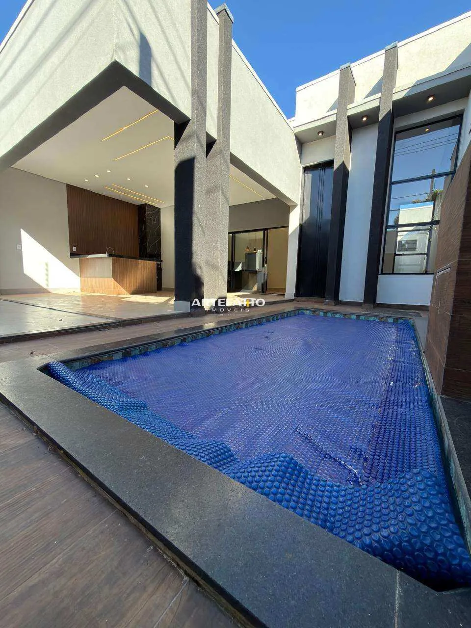Imagem Casa à venda em Franca, Jardim Santa Lúcia, com 3 quartos, 174m2