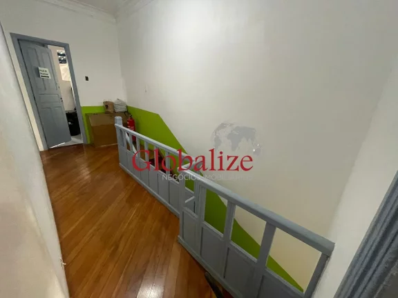 Imagem Sobrado à venda com 3 dormitórios e 3 vagas no bairro da Vila Belmiro em Santos por R$ 1.177.000,00
