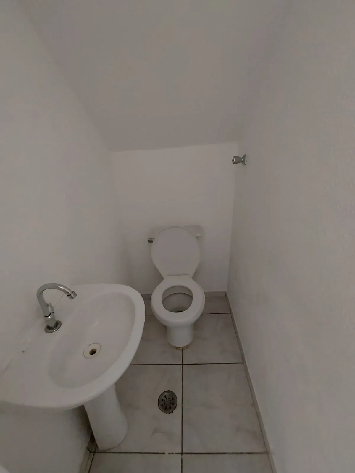 Imagem Sobrado com 2 Quartos para Alugar, 80 m² em Itaquera - São Paulo