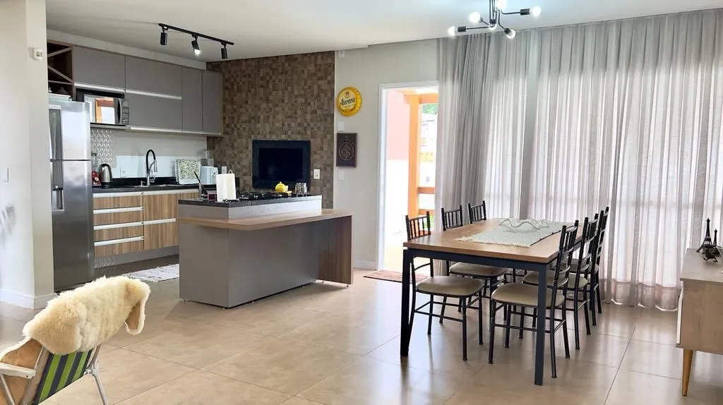 Imagem Casa térrea com piscina no Guarujá