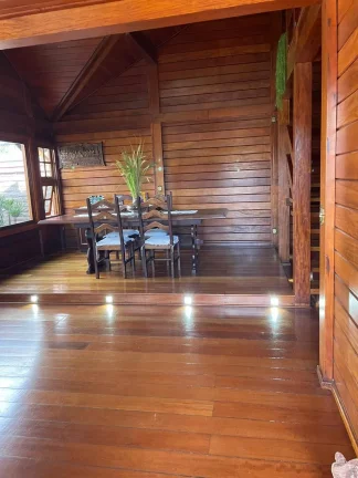 Imagem Casa 4 quartos sendo 1 suíte para venda no bairro Salgado Filho em Caxias do Sul