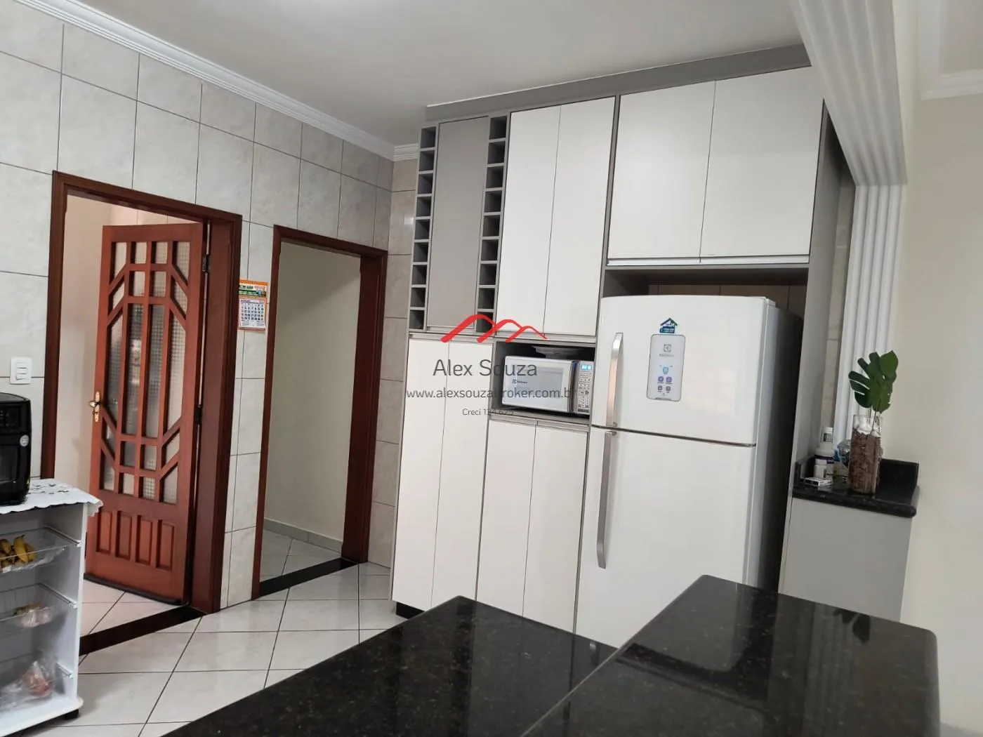 Imagem Casa para Venda em Sumaré, Jardim Macarenko, 3 dormitórios, 1 suíte, 2 banheiros, 2 vagas