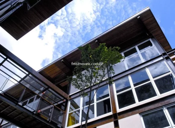 Imagem Conjunto comercial com 143m2 na Vila Madalena.