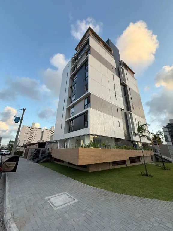 Foto do imóvel Flat moderno em Intermares com 24 m², próximo ao mar, lazer completo, rooftop com piscina e excelente potencial para morar ou investir.
