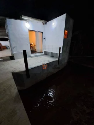 Imagem Chácara com 2 dormitórios à venda, 1500 m² por R$ 250.000,00 - Agenor de Campos - Mongaguá/SP