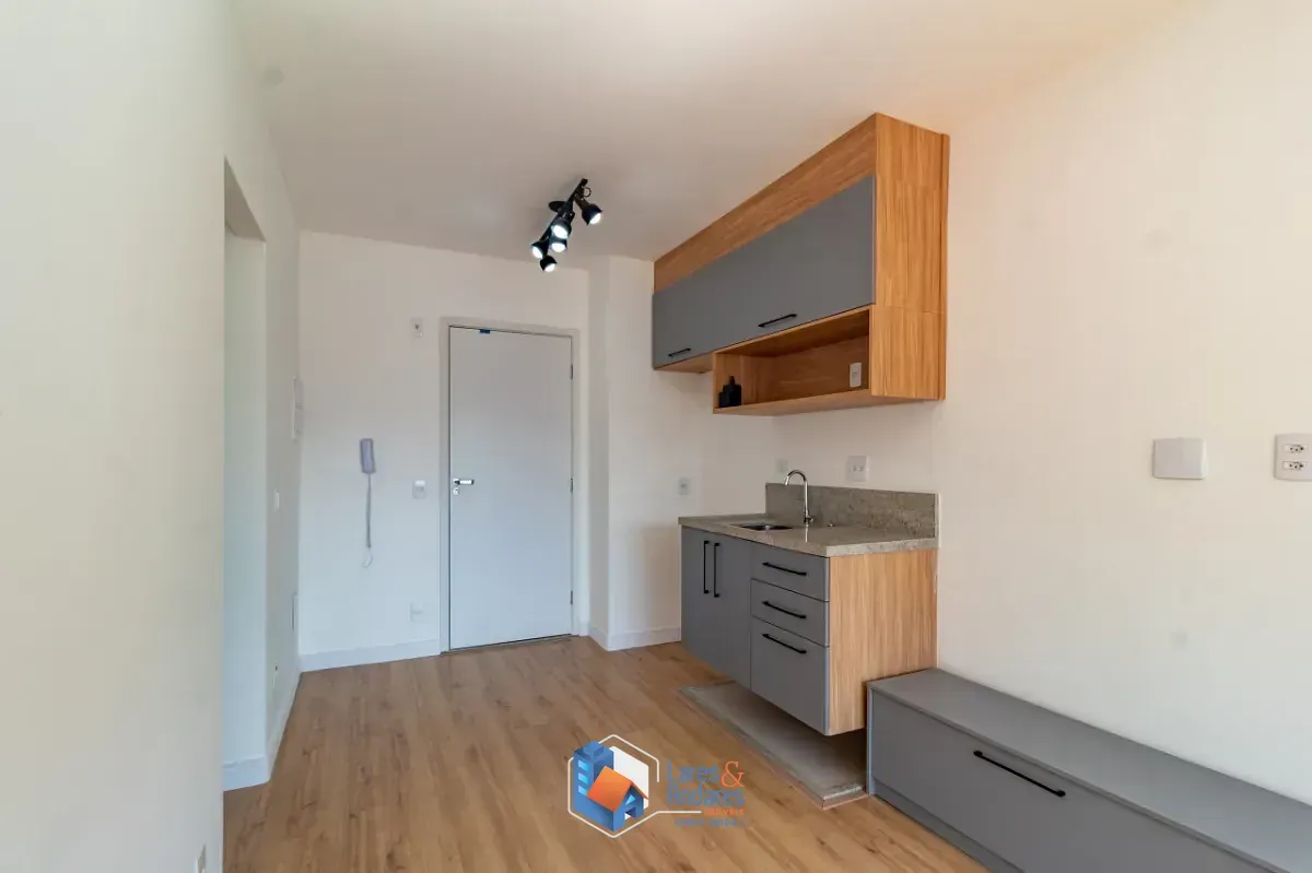 Imagem Studio para venda e locação em Indianópolis com 1 quarto, 32m²