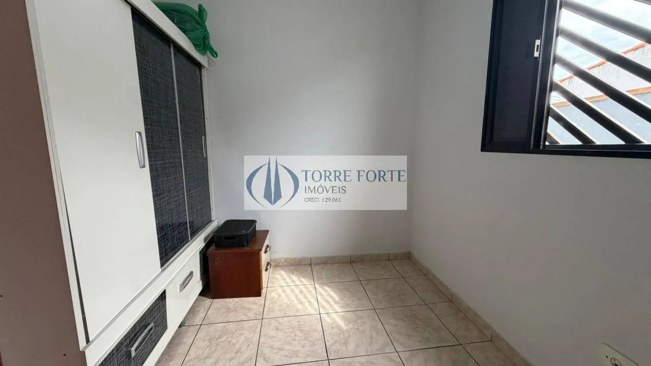Imagem Linda casa, estilo sobrado, com 4 dormitórios e 4 vagas na Vila Alpina