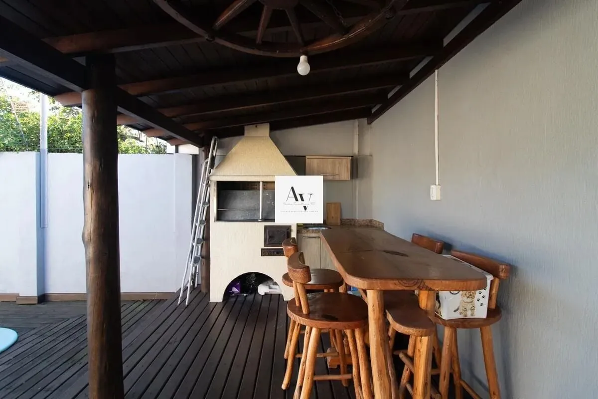 Imagem Casa à venda no bairro Nonoai - Porto Alegre/RS