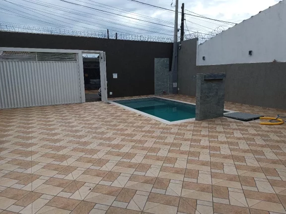 Imagem CASA COM ÁREA DE LAZER A VENDA NO JARDIM ANTUNES