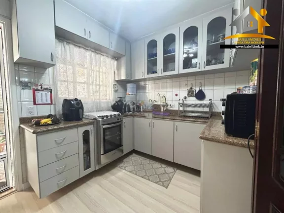 Imagem Casa a venda no condomínio Vila de Espanha na Granja Viana - Batelli Imóveis