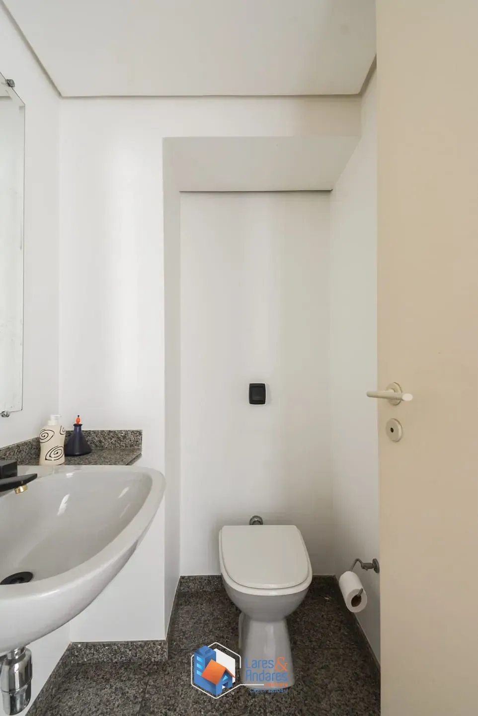 Imagem Apartamento para venda em Vila Suzana com 4 quartos, sendo 3 suítes, 160m²