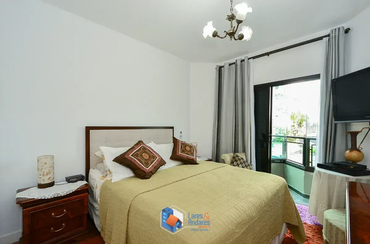 Imagem Apartamento para venda em Pacaembu com 4 quartos, sendo 3 suítes, 230m²