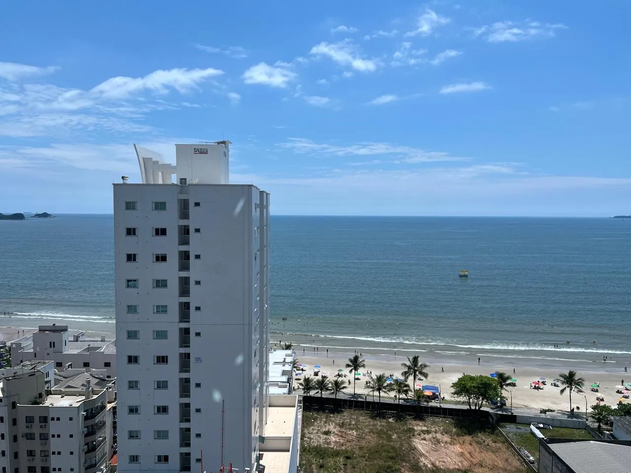 Imagem Apartamento com vista para o mar à venda com 197m2 por R$ 5.300.000,00