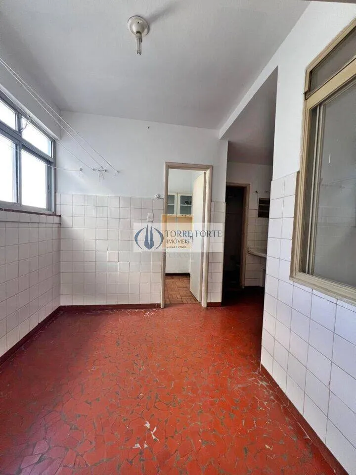 Imagem Apartamento espaçoso com 137 m², 3 dormitórios, 3 banheiros, no Bom Retiro