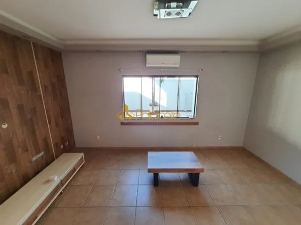 Imagem Casa para venda 3 Quartos, 3 Suites, 4 Vagas, Condomínio Colonial Village, Pindamonhangaba - SP