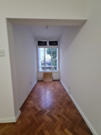 Imagem Apartamento com 3 Quartos à Venda, 220 m²em Copacabana - Rio de Janeiro
