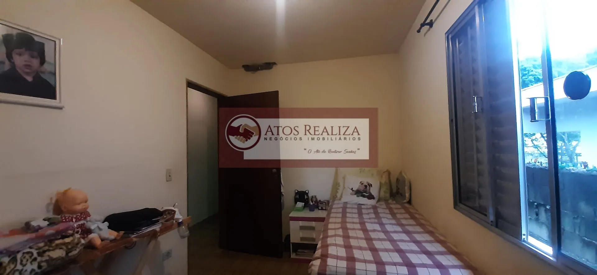Imagem Sobrado de 140m² com 3 dormitórios e 2 banheiros à venda em Jardim Beatriz - São Paulo por R$450.000