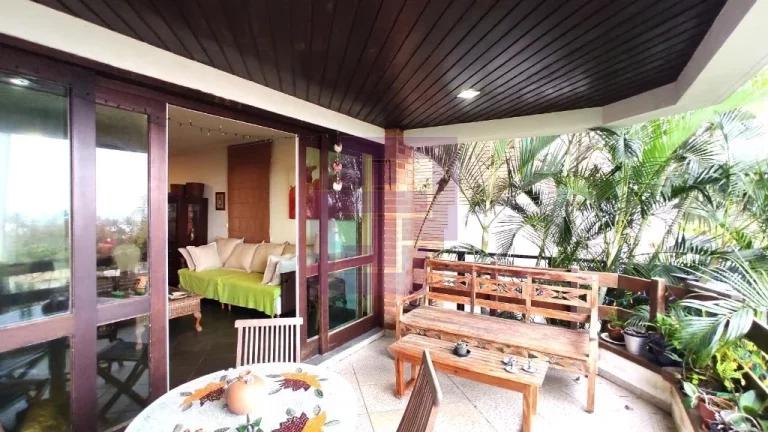 Imagem Casas / Sobrado na cidade de Guarujá