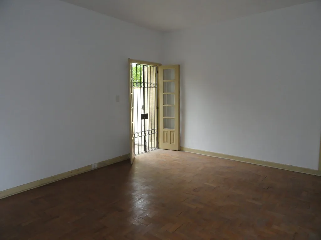Imagem Casa à venda em São Paulo, Vila Mariana, com 3 quartos, 191m2