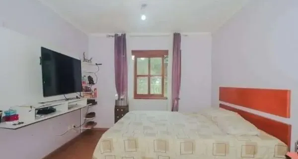 Imagem Casa sobrado no bairro Vila Ipiranga de 4 dormitórios e 2 vagas
