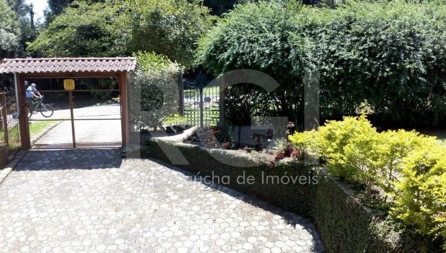 Imagem Casa para Venda - 194m², 4 dormitórios, sendo 1 suites, 2 vagas - Taruma