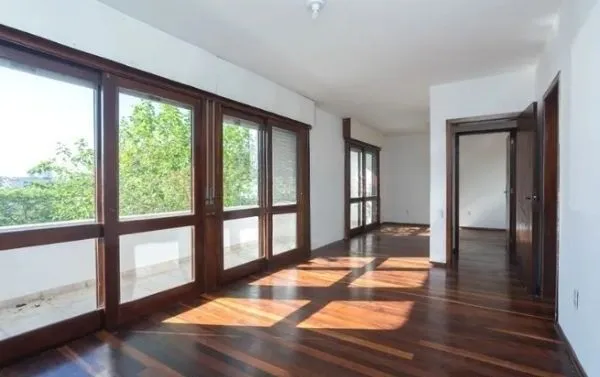 Imagem Prédio comercial no bairro Vila Jardim com 550m²