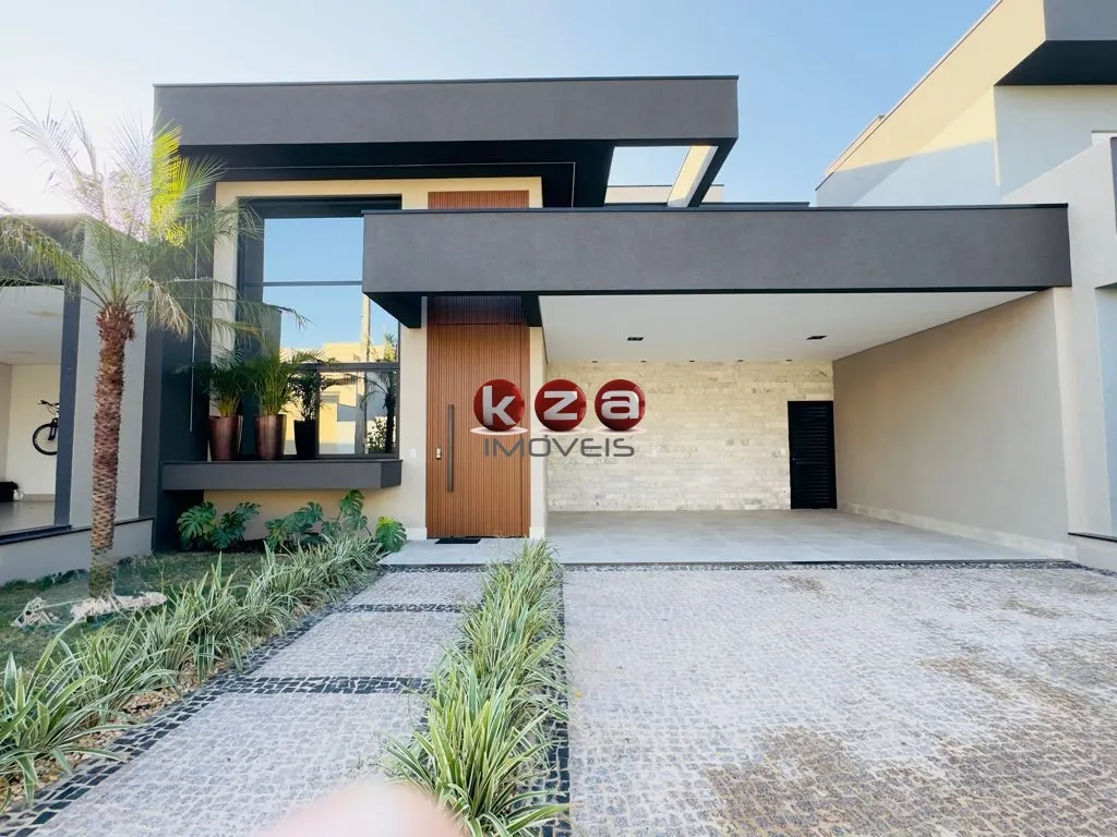Foto do imóvel Imóvel de alto padrão em condomínio fechado: casa com 3 suítes e 2 vagas na melhor localização de Valinhos-SP, Condomínio Villa do Sol.