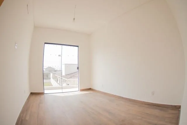 Imagem Casa à venda 3 Quartos, 1 Suite, 2 Vagas, 150M², Piracangaguá (Chácara Flórida), Taubaté - SP