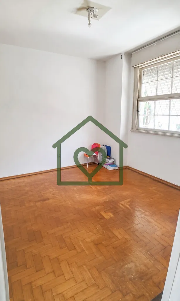 Imagem Casa em alvenaria, próxima à 24 de outubro no coração do Bairro Auxiliadora, com a seguinte comp...