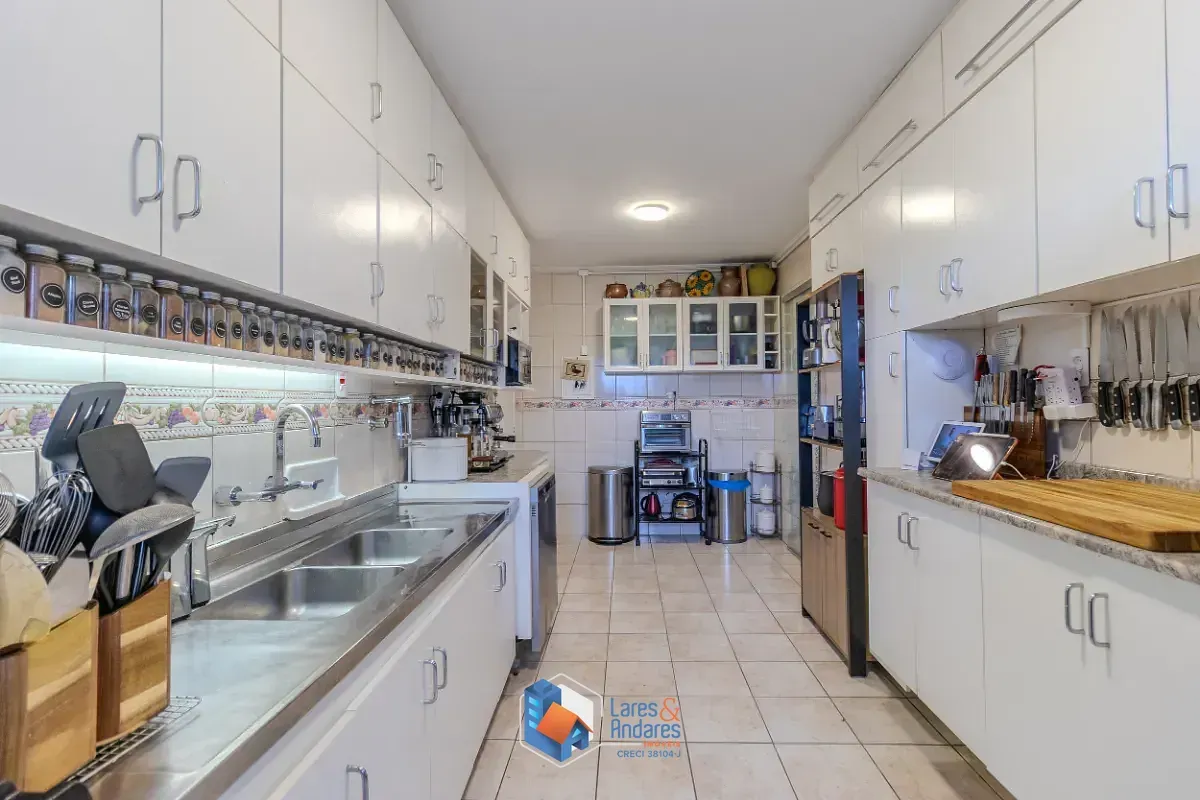 Imagem Apartamento para venda em Santo Amaro com 4 quartos, sendo 1 suíte, 155m²