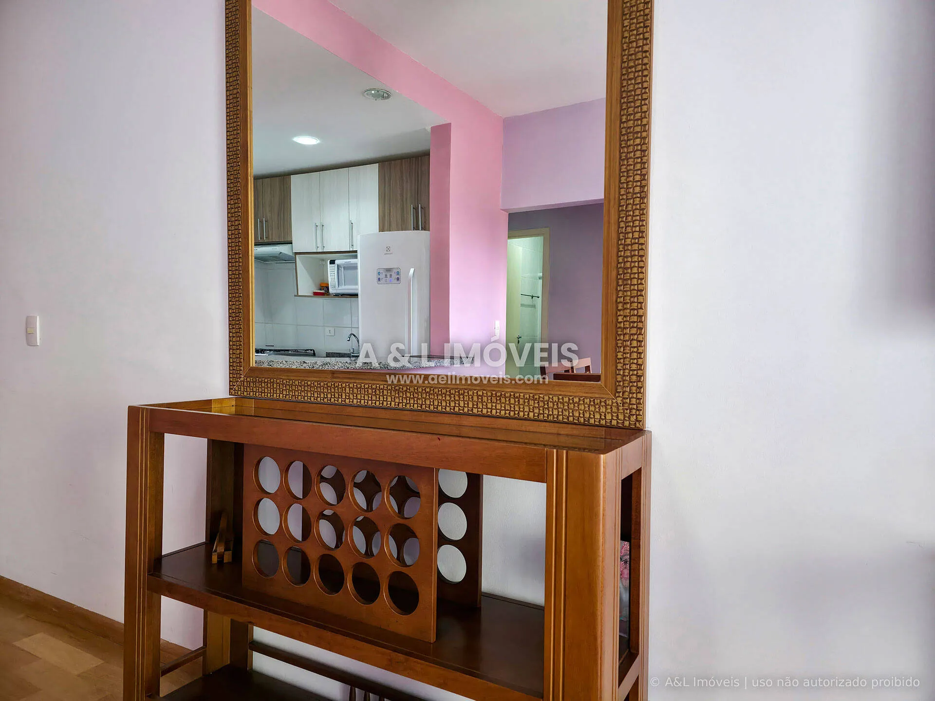 Imagem Apartamento em Campos do Jordão | Lareira e Vista para o Vale