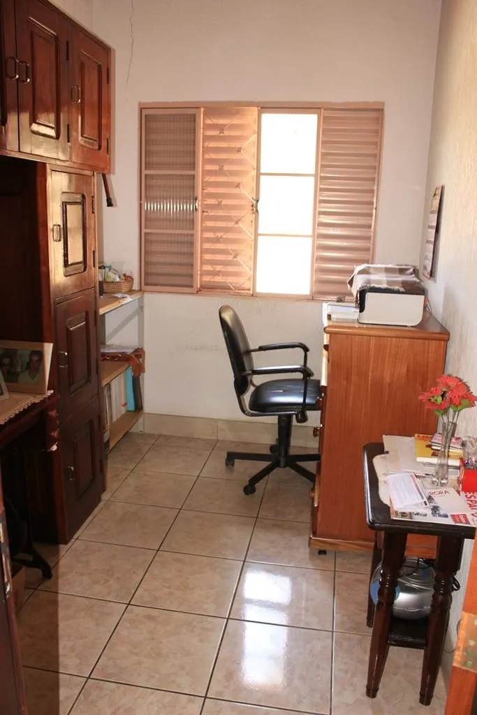 Imagem Casa à venda 6 Quartos, 2 Suites, 1256.52M², Santana, Pindamonhangaba - SP