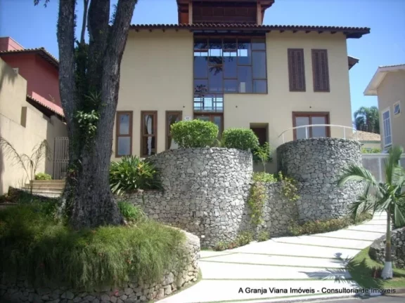 Foto do imóvel Casa com 3 dormitórios à venda, 285 m² por R$ 1.350.000,00 - Granja Viana - Carapicuíba/SP