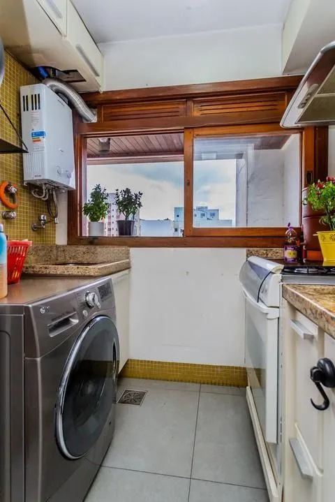 Imagem Duplex Reformado com 2 Dormitórios e 1 Vaga - Pronto para Morar