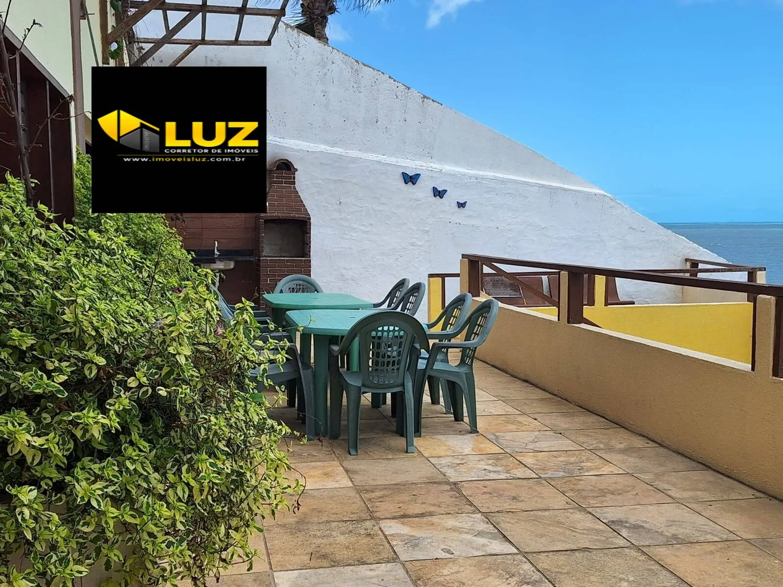 Imagem Duplex à Beira Mar com Vista exuberante na praia Pacheco
