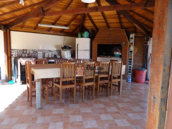 Imagem Chácara com 4 dormitórios à venda, 3000 m² por R$ 1.580.000,00 - Jardim dos Laranjais - Indaiatuba/SP