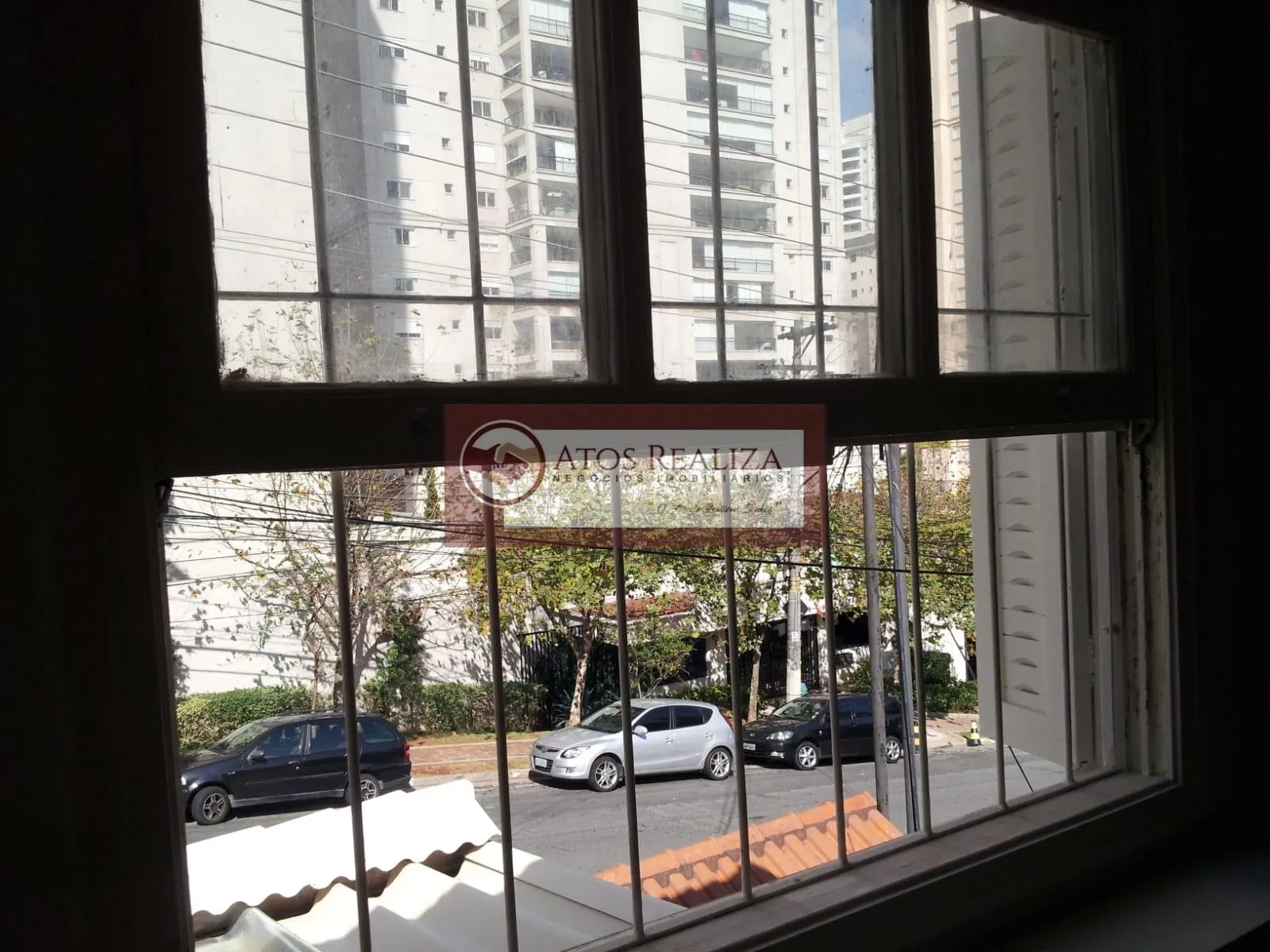 Imagem Grande oportunidade de LOCAÇÃO residêncial ou comercial na vila Mascote. Casa de 120m², com 3 Dormitorios, sala Cozinha, 2 banheiros, quintal, Àres de serviço, 2 Banheiros, 1 vaga de garagem. Valor da locação. R$ 4.500 confira.