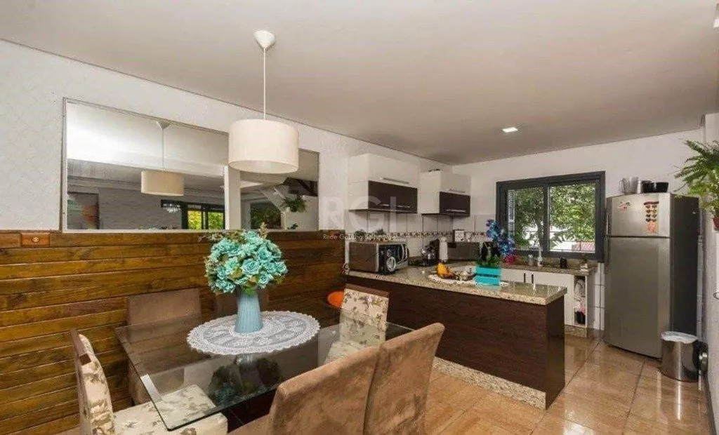 Imagem Casa Condominio para Venda - 180m², 3 dormitórios, sendo 2 suites, 3 vagas - Vila Nova
