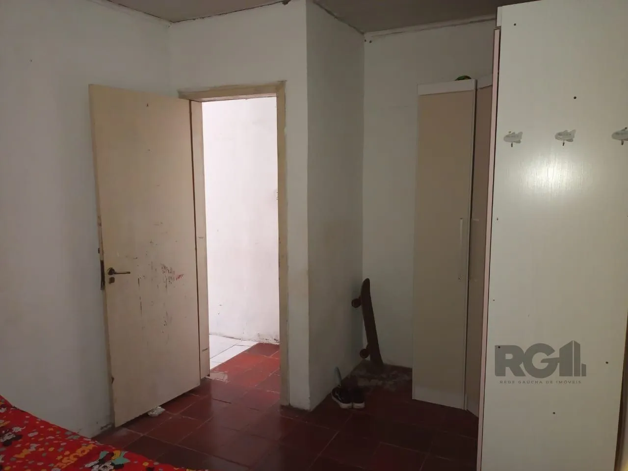 Imagem Casa para Venda - 482m², 3 dormitórios, 3 vagas - Camaquã, Porto Alegre