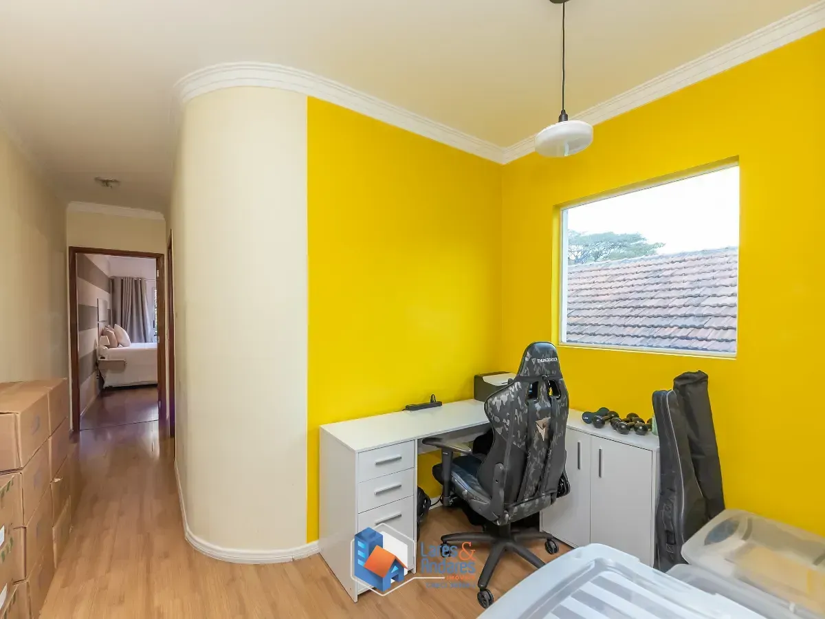 Imagem Sobrado para venda em Jardim Marisa com 3 quartos, sendo 3 suítes, 168m²