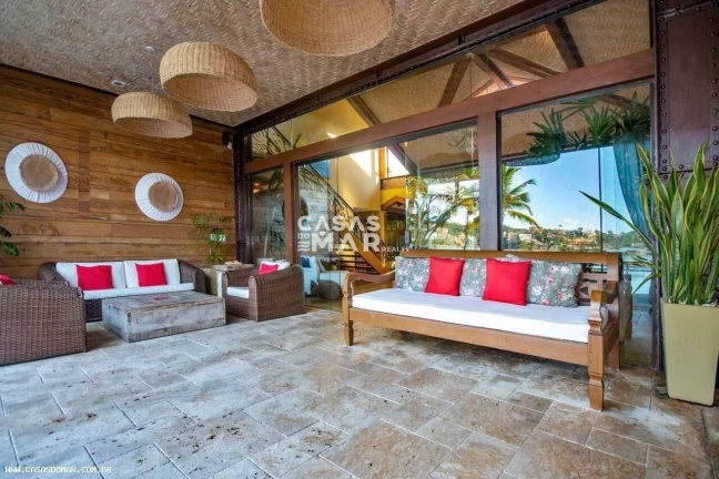 Imagem Casa Frente Mar para Venda em Armação dos Búzios / RJ no bairro Ferradura