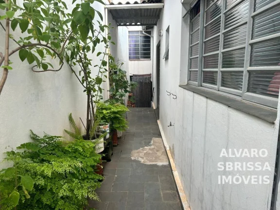 Imagem Casa com três dormitórios na região central de Itu