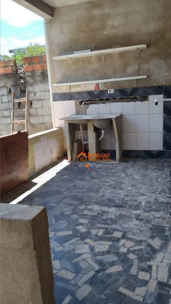 Imagem Sobrado com 6 dormitórios à venda, 270 m² por R$ 350.000,00 - Cidade Soberana - Guarulhos/SP