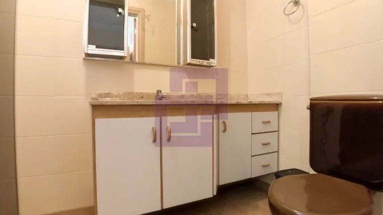 Imagem Apartamento com 03 dormitórios para locação na praia da Enseada Guarujá.
