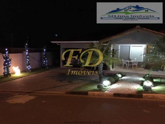 Imagem Casa térrea em Condomínio Fechado em Atibaia.