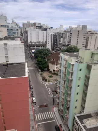 Imagem Apartamento com alto padrão a venda no centro de Guarapari composto por 03 quartos sendo 01 suíte e 2 vagas de garagem