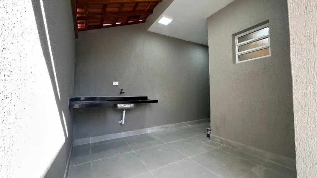 Imagem CASA COM 70,00 m² - MIRIM - PRAIA GRANDE SP
